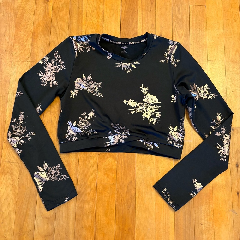 SOMMER RAY Long Sleeve Cropped Athletic Top - Women's Size Large